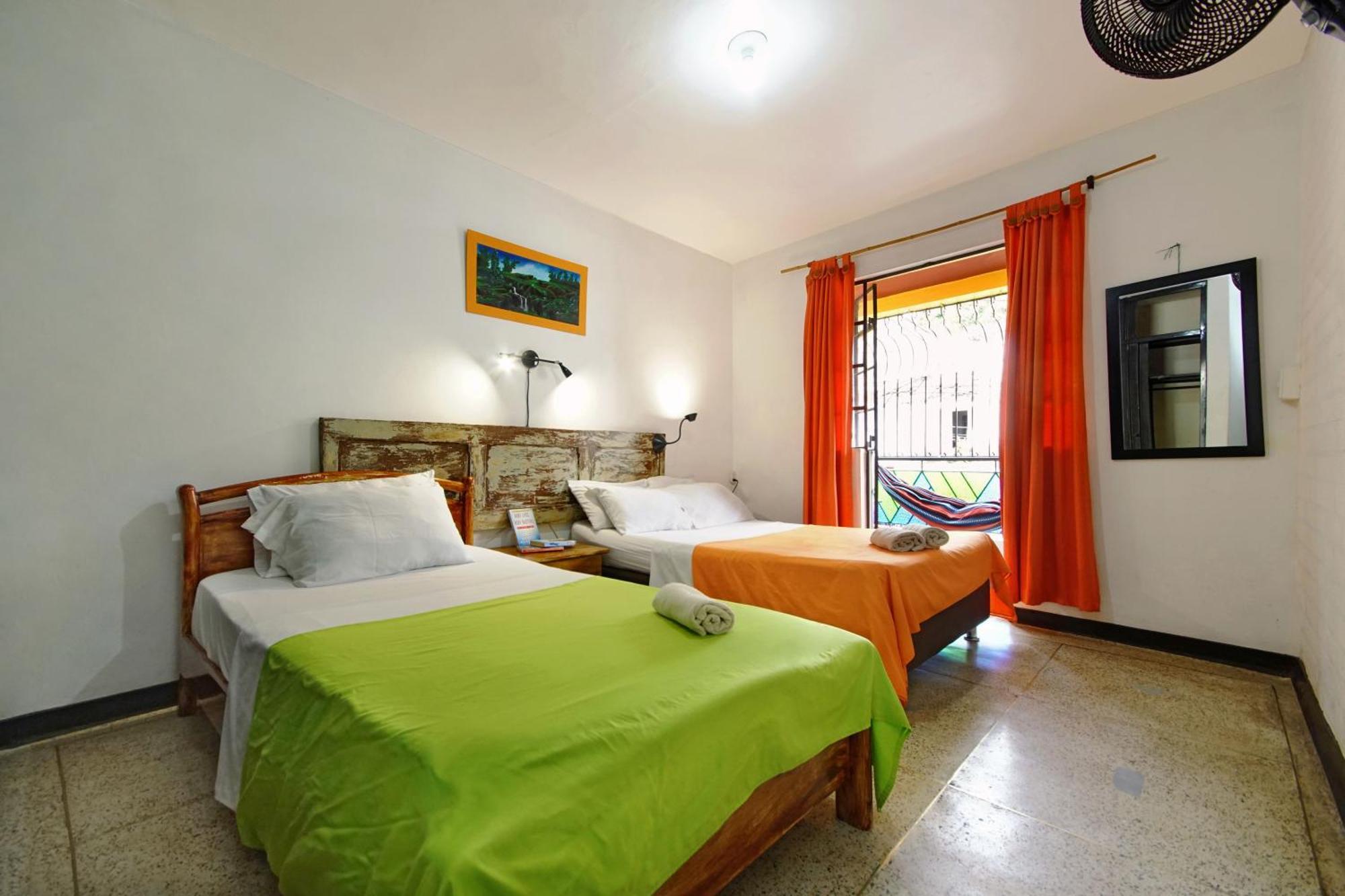 Ding-Dong Hostel Cali Eksteriør bilde