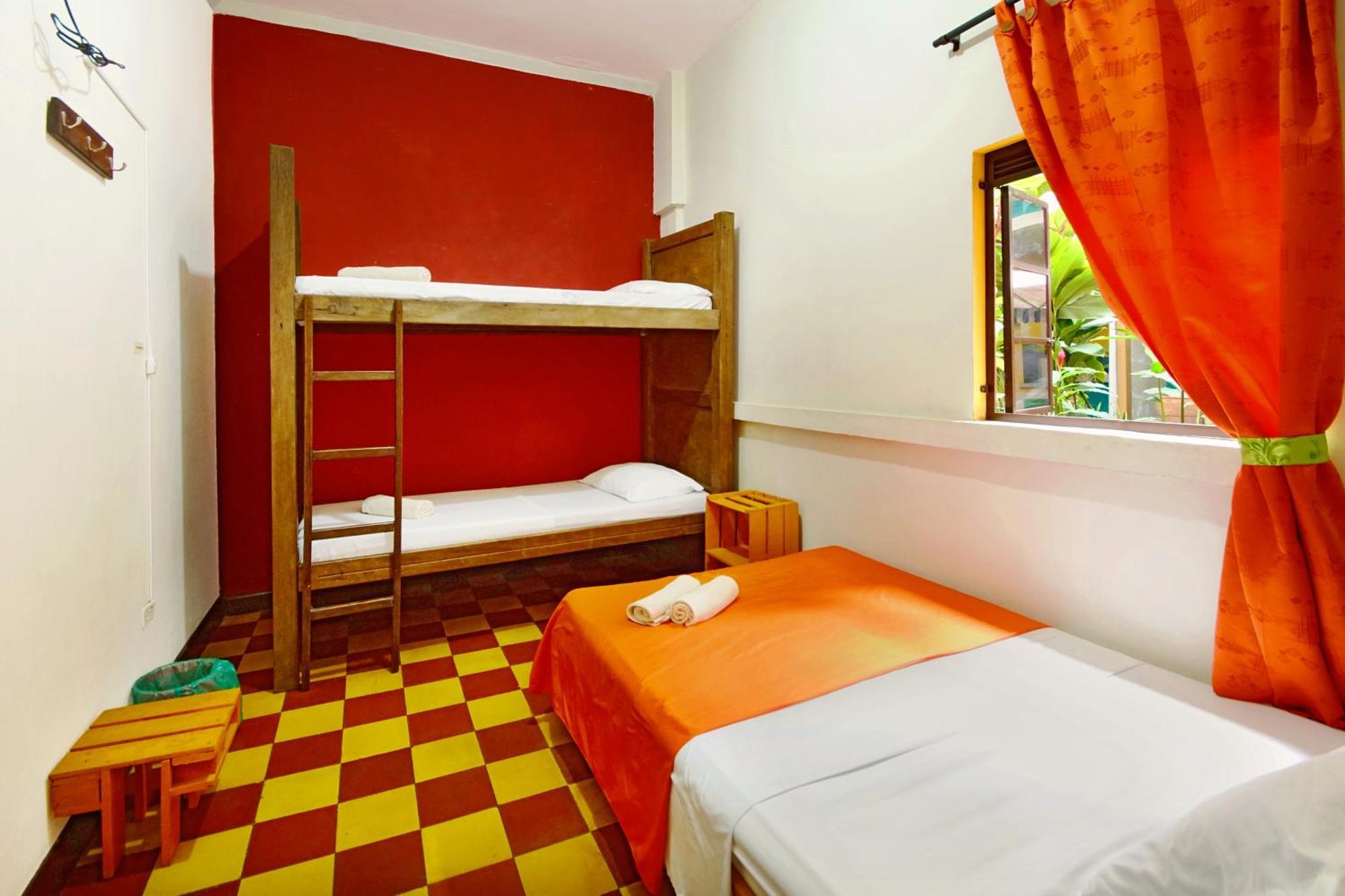 Ding-Dong Hostel Cali Eksteriør bilde